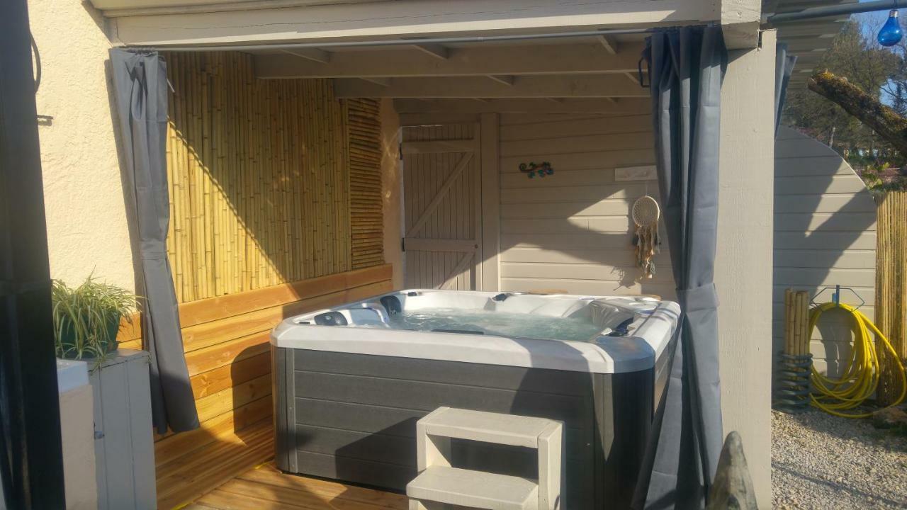 Gite Lapaz/Jacuzzi Prive/Piscine Ντραγκινιάν Εξωτερικό φωτογραφία